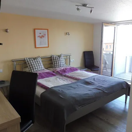 شقة Gaestehaus Grath *